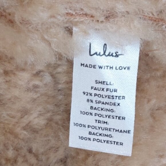 💋STUNNING!💋CHIC ATTITUDE Shearling Suede Cropped Double-Breasted Coat in Camel - Picture 16 of 16